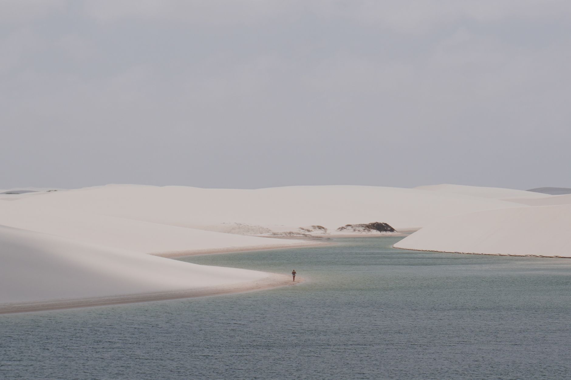 Lagoas cristalinas dos Lençóis Maranhenses